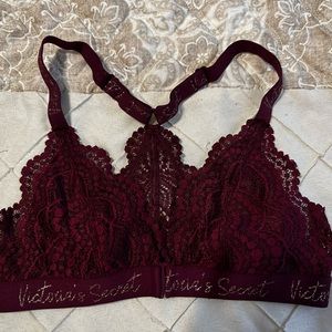 Victoria’s Secret Burgandy Racerback Bralette!